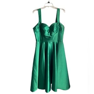 Unique Vintage Emerald Green Special Occasion Dress 👗💚